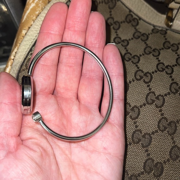 Authentic Gucci Upcycled Bracelet Round Bezel Shadow Box With Rhinestone - Picture 7 of 12